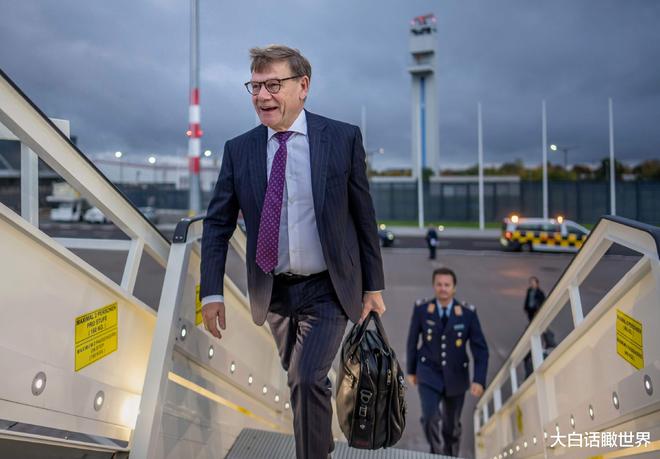 不到24小时德国叫嚣报复开口就是干一票大的PG麻将胡了免费试玩模拟器德外长访华告吹(图2) 不到24小时德国叫嚣报复开口就是干一票大的PG麻将胡了免费试玩模拟器德外长访华告吹(图2)